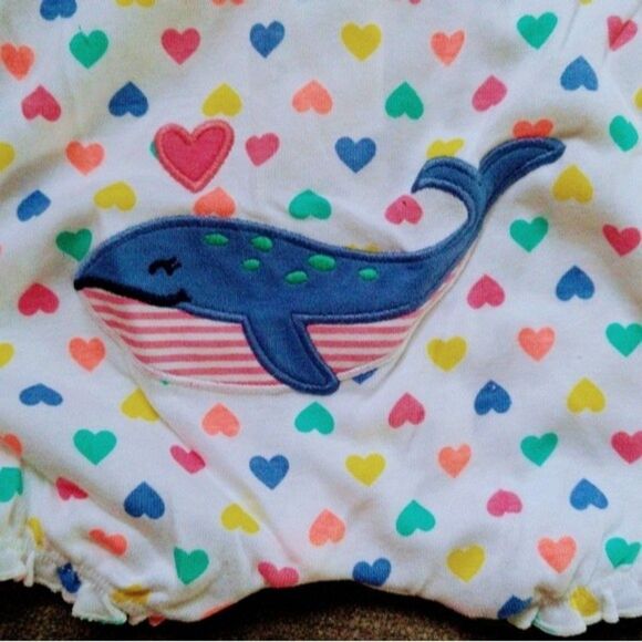 Hearts Romper 9 months - Picture 3 of 4